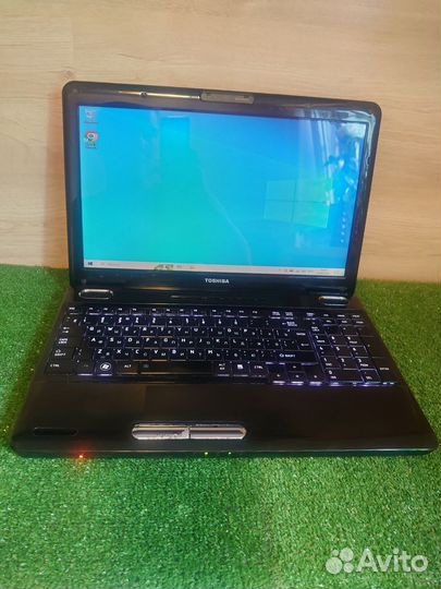 Ноутбук Toshiba