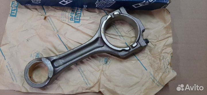 Шатун двигателя ломаный Лиаз с моторами MAN