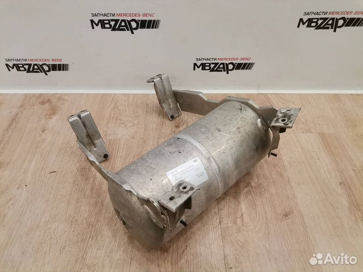 Ресивер пневмоподвески Mercedes W164 ML 164