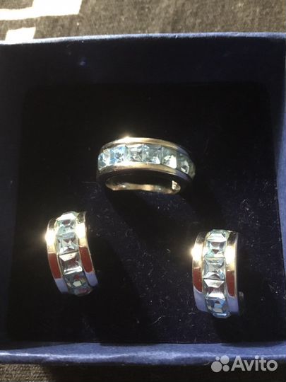 Кольцо и кулон, серьги Swarovski