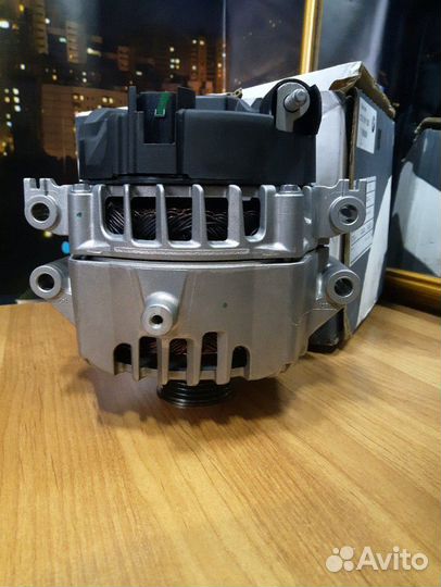 Генератор BMW 250A 12318611280 G - серия