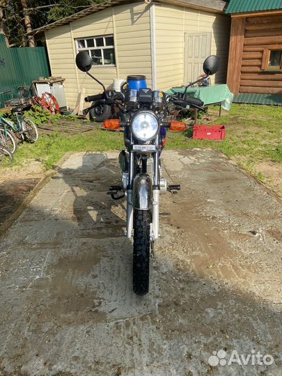 Мотоцикл 200cc