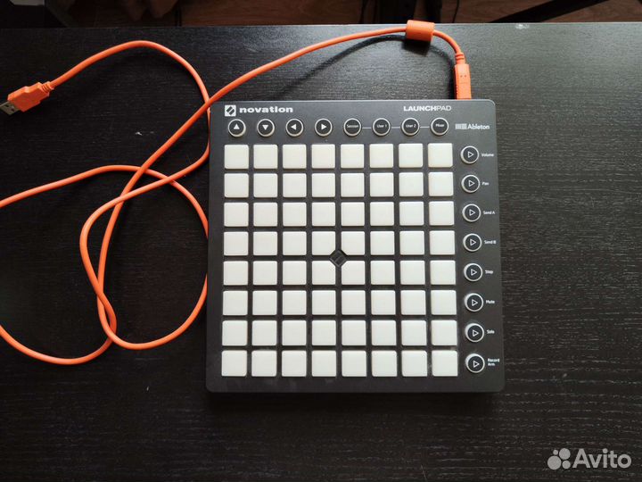 Novation Launchpad MK2