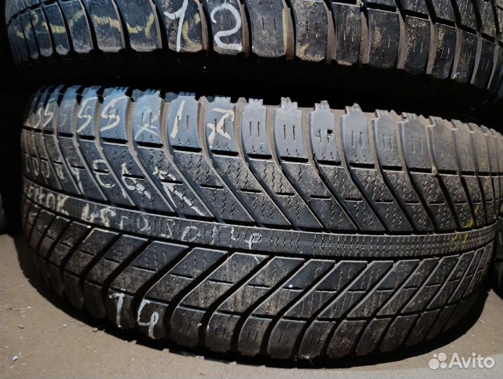 Goodyear Vector 3 235/55 R17 100W