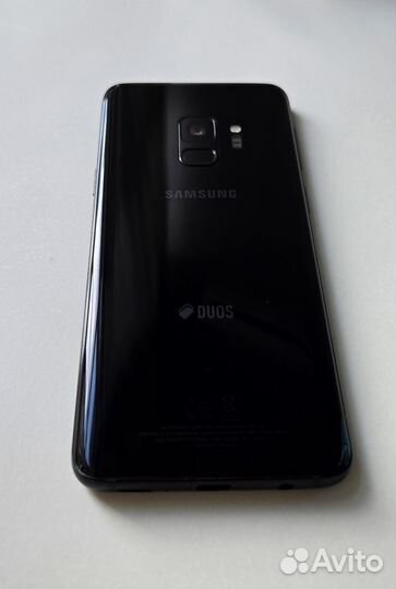 Samsung Galaxy S9, 4/128 ГБ