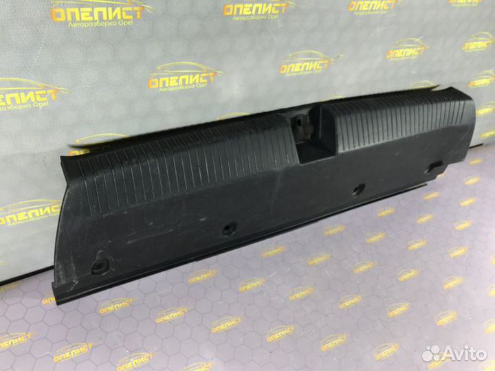 Накладка порога багажника Opel Vectra B