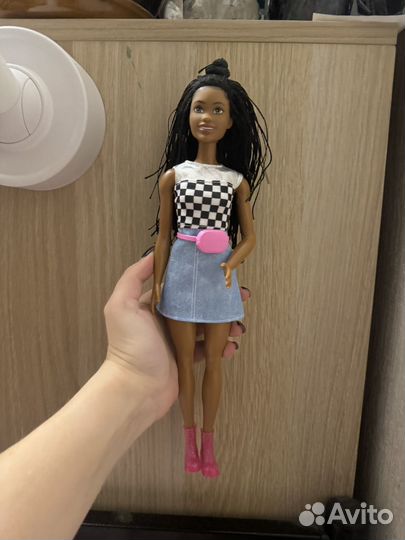 Коллекционная Барби Бруклин GXT04