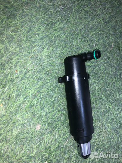 Форсунка омывателя фар передние Porsche 970