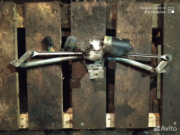 Трапеция дворников с моторчиком Audi 80