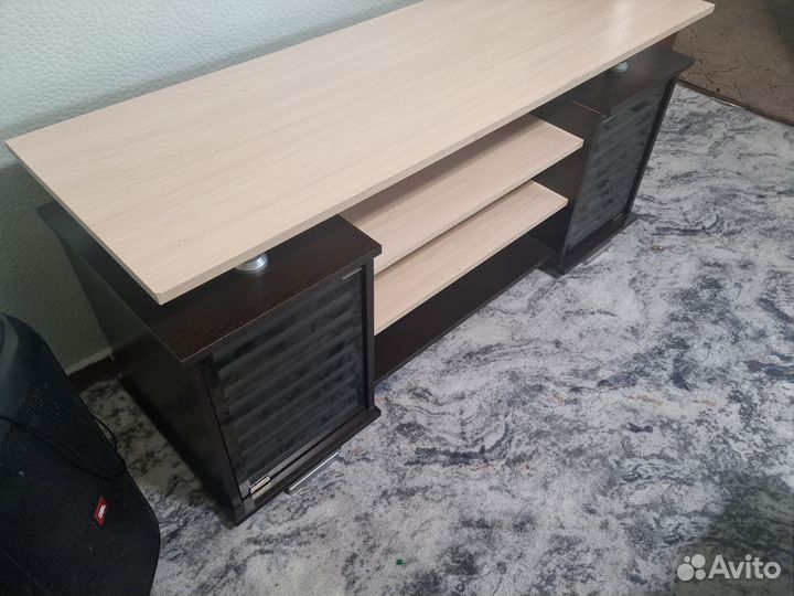 Тумба под тв