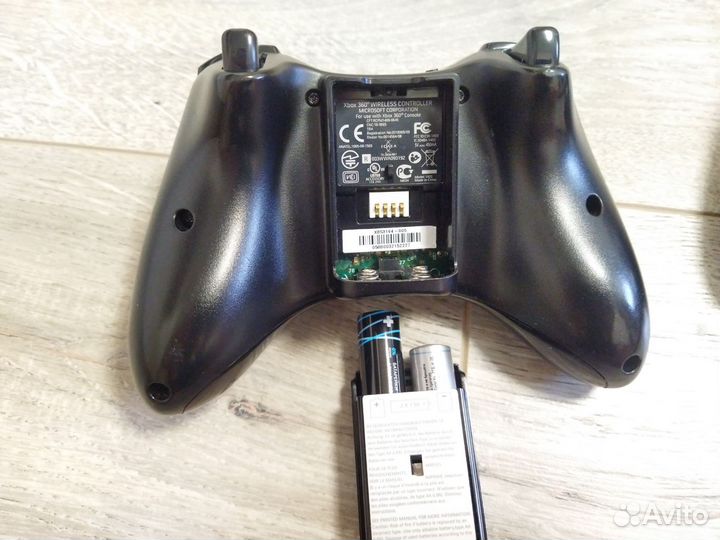 Оригинальные геймпады для xbox 360