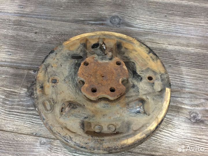 Ступица задняя правая Шкода Рапид Skoda Rapid