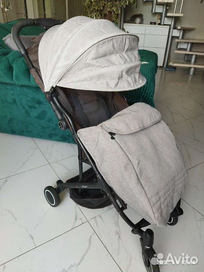 Прогyлочная коляска mayacoletto