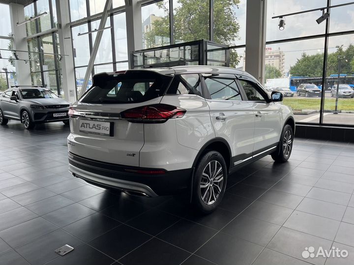 Geely Atlas Pro 1.5 AT, 2024