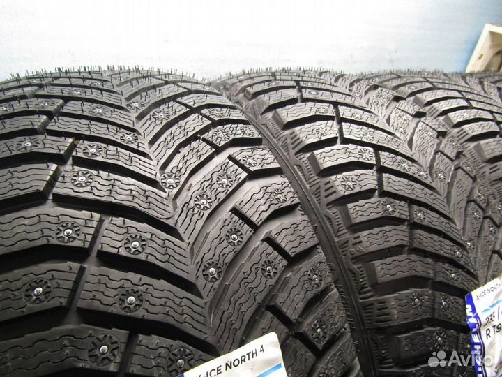 Michelin X-Ice North 4 235/55 R17 103T