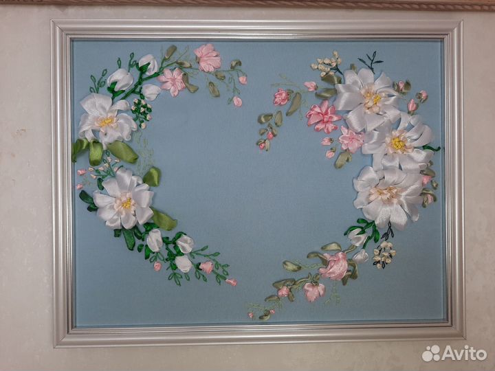 Картины из атласных лент