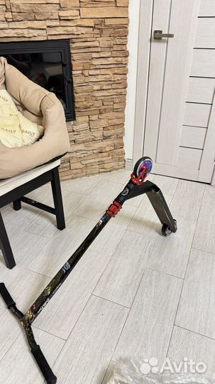 Трюковой самокат кастом парк