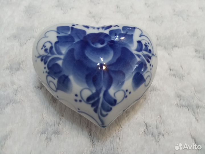 Шкатулка сердце Гжель