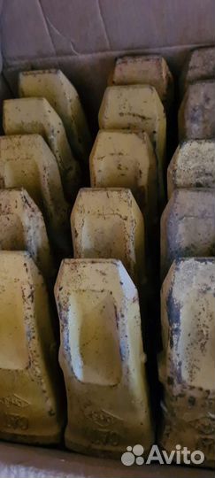 Коронки на ковш caterpillar