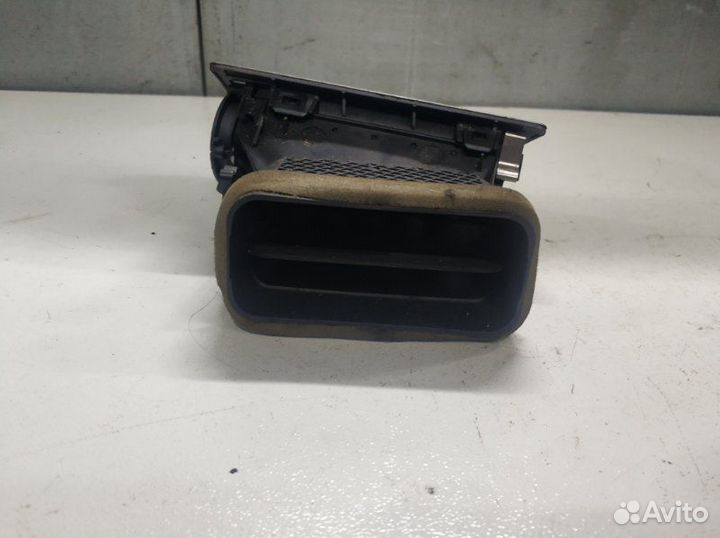 Дефлектор воздушный левый Bmw 7-Series E65/E66