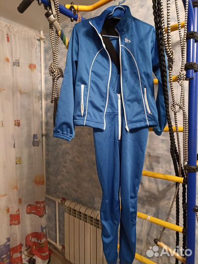 Разминочный костюм штаны и куртка