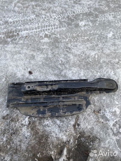 Задняя панель Renault Logan 2