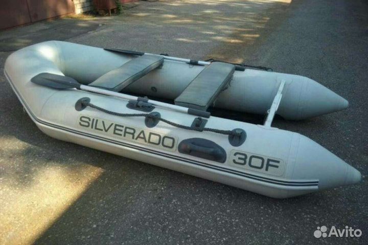 Лодка с мотором Silverado 30F + Tohatsu 9.8