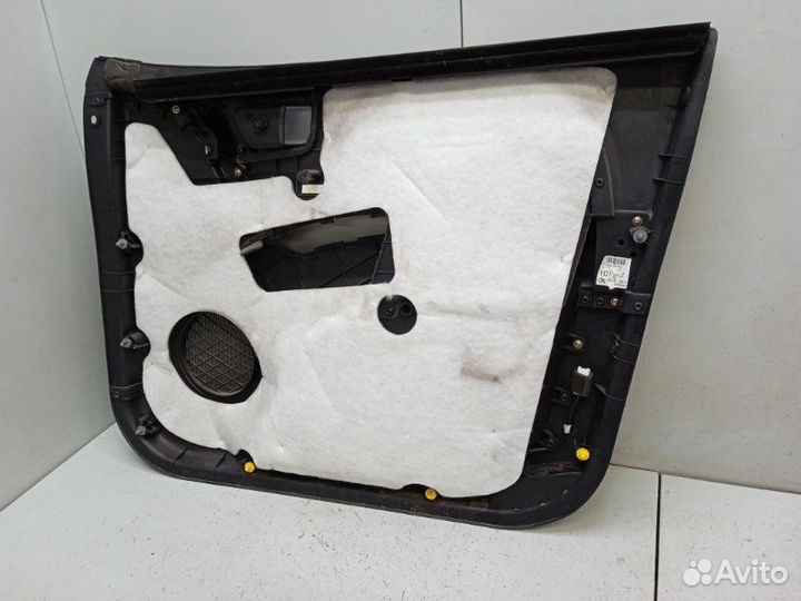 Обшивка двери передняя левая Kia Sportage 2 JE 2.0