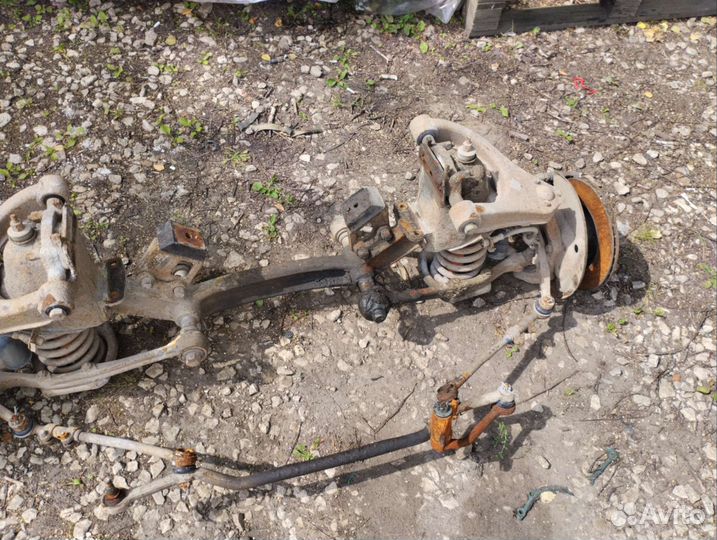 Передняя балка