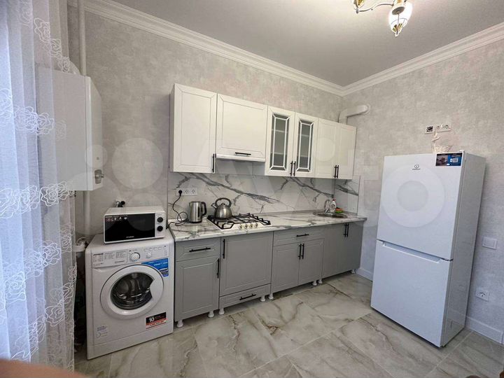2-к. квартира, 62 м², 9/16 эт.