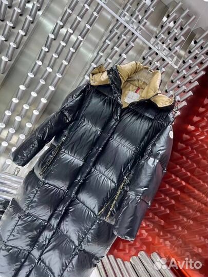 Moncler пальто