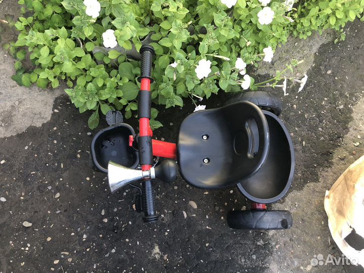 Детский трехколесный велосипед