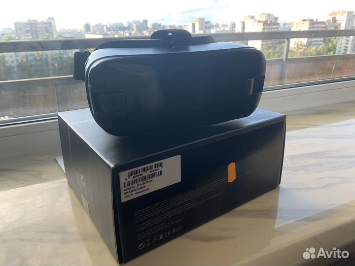 VR очки samsung gear VR С контроллером