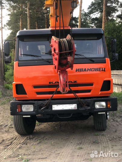 Автокран 25т