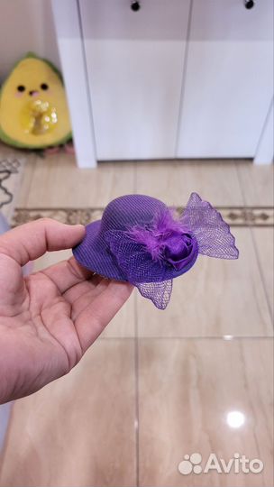 Заколка шляпа