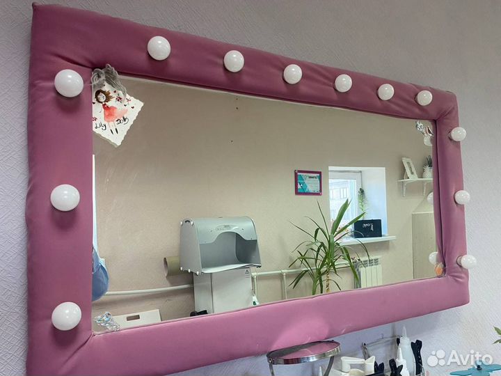 Зеркало с подсветкой