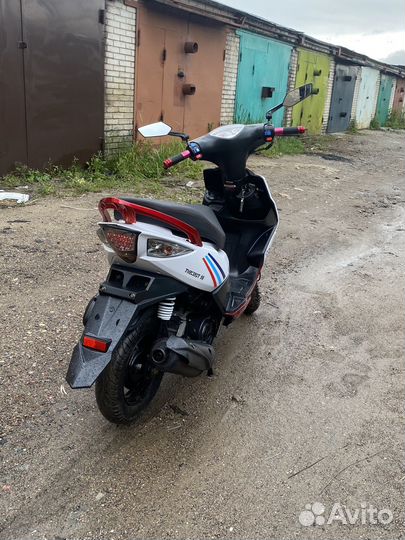 Скутер Vento Corsa 50(150) Новый