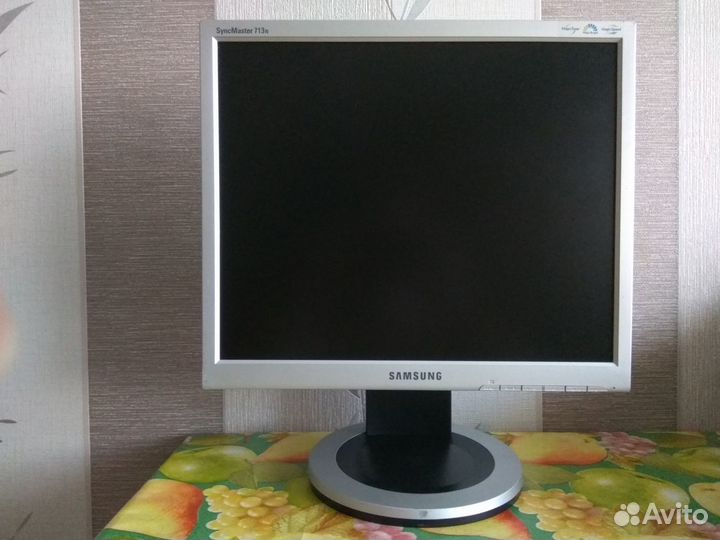 ЖК монитор с ccfl подсветкой Samsung 713N