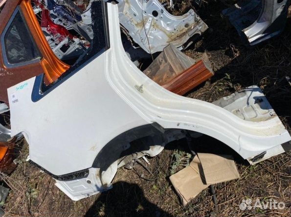 Задняя правая четверть Киа Соренто Прайм 3