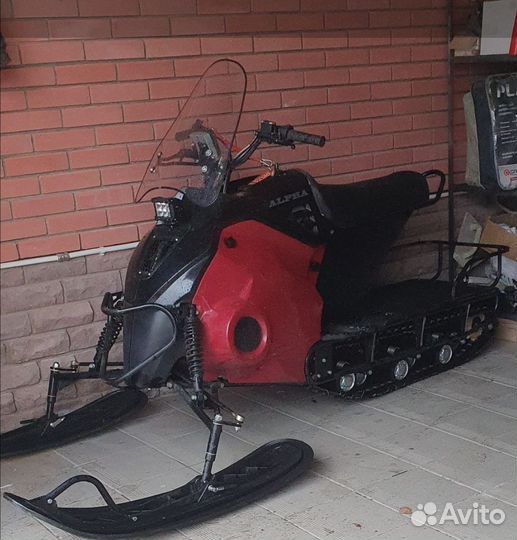 Продаю снегоход