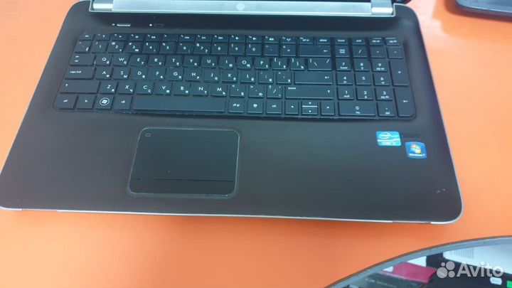 Ноутбук - Hewlett-Packard HP Pavilion dv7- 7DH