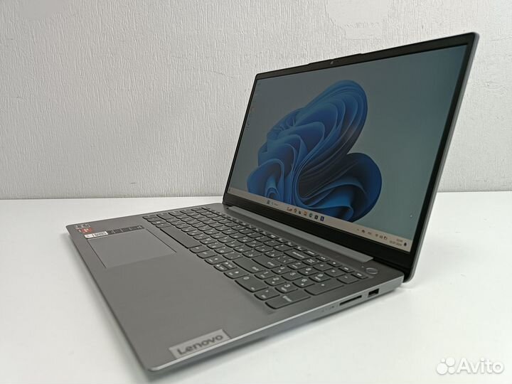 Ноутбук Lenovo AMD Ryzen/SSD/8GB + доставка