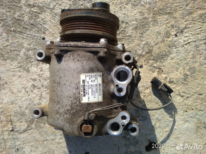 Компрессор кондиционера Мицубиси Лансер 10 2.0л