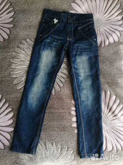 Джинсы
