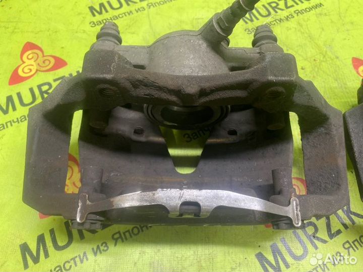 Суппорта тормозные передняя Mercedes E-Class W212