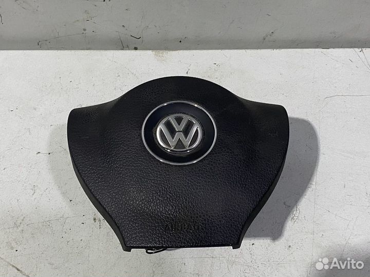 Подушка безопасности водителя Volkswagen Jetta 6