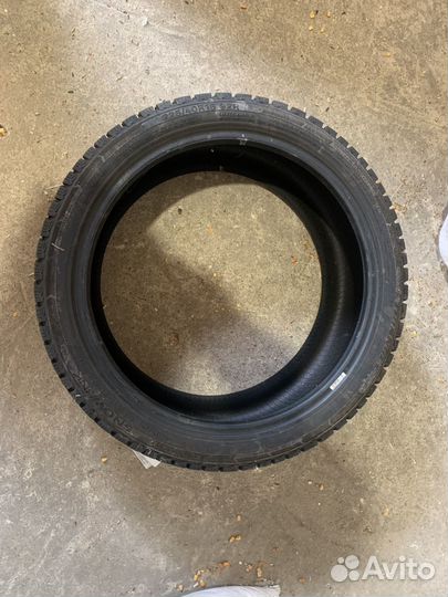 Triangle PL01 225/40 R18 R