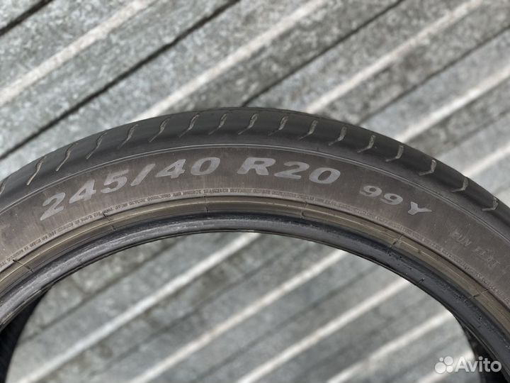 Pirelli P Zero 245/40 R20 99Y