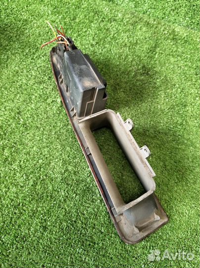 Декоративная накладка audi A8 D2, леваЯ