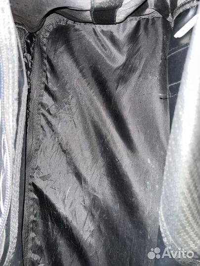 Хоккейная сумка на колесах